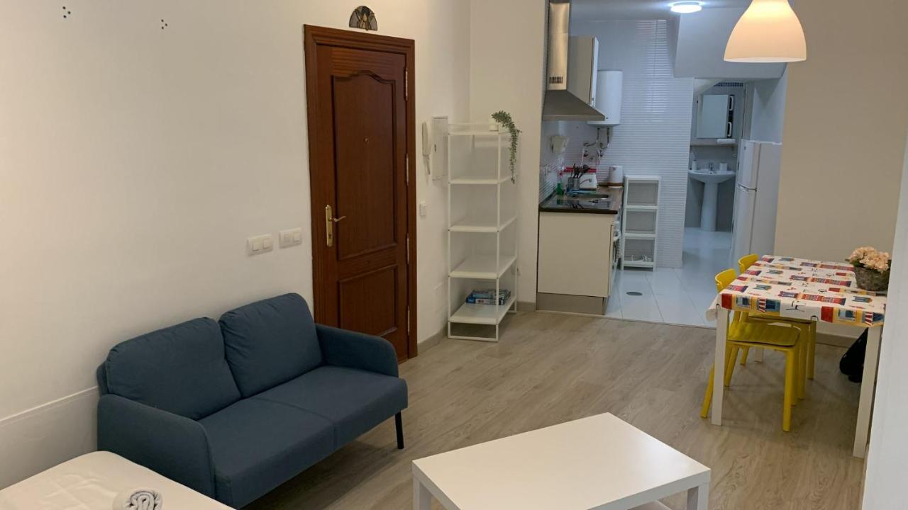 Estupendo Estudio Al Lado De Plaza La Merced マラガ エクステリア 写真